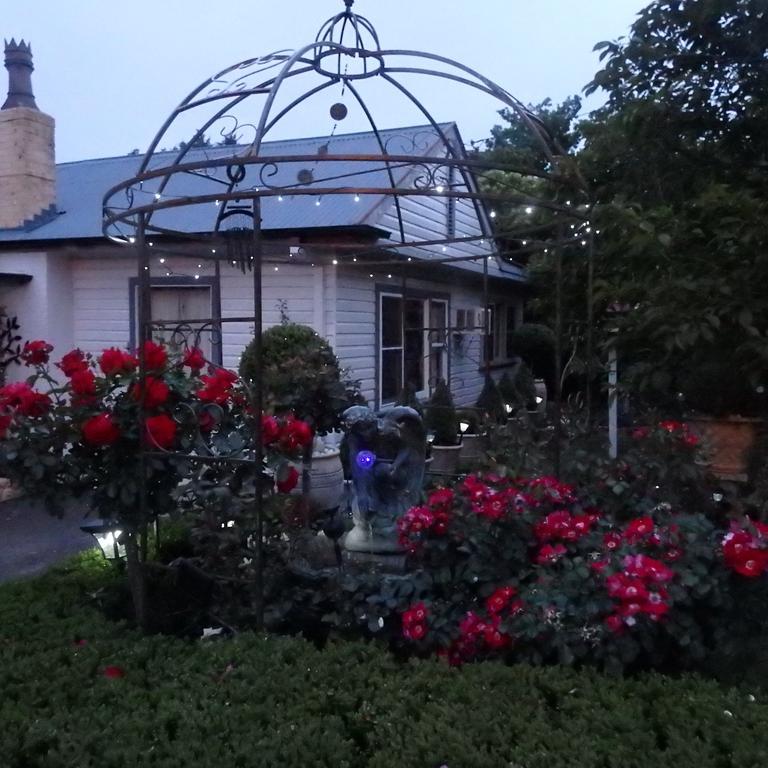 Bowral Road Art Gallery Bed And Breakfast Mittagong Exterior foto